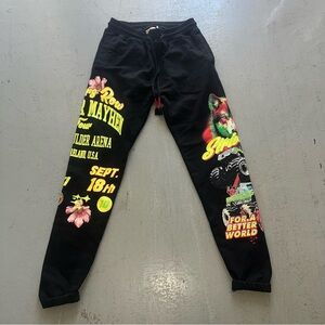 STRIVERS ROW
Berlin Sweatpants In black Graphic Black Joggers